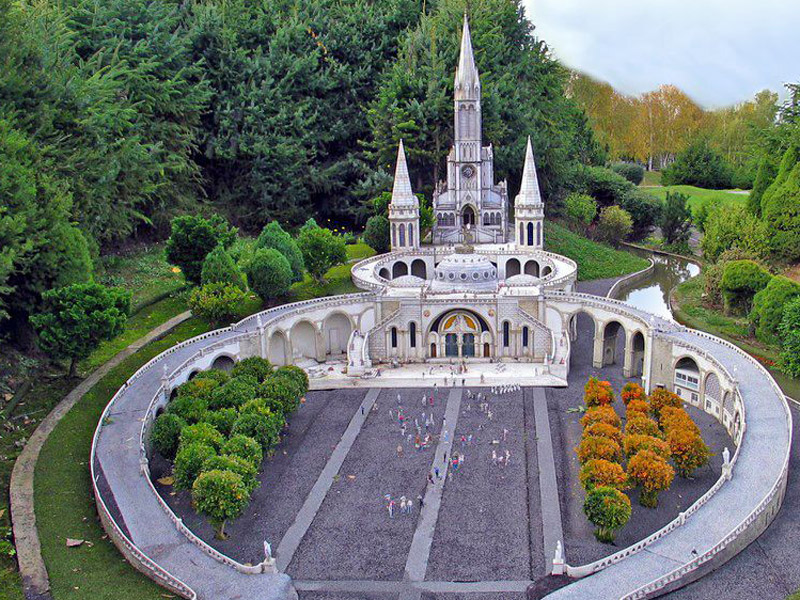 Santuario Lourdes dall'alto PICC - Opera Calabrese Pellegrinaggi
